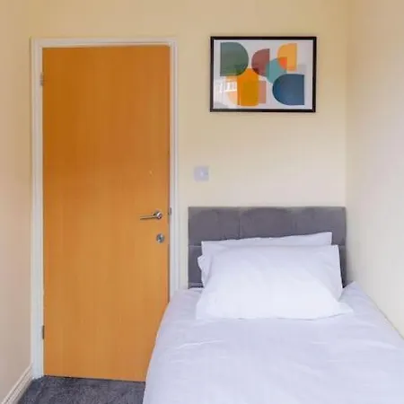 Holiday home Stylish 3 Bedroom And Free Parking Thamesmead (Greater London)