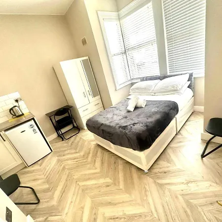 Guest house Harrow - Ha3 London Hatch End