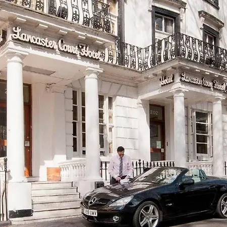 Lancaster Court Hotel 3*