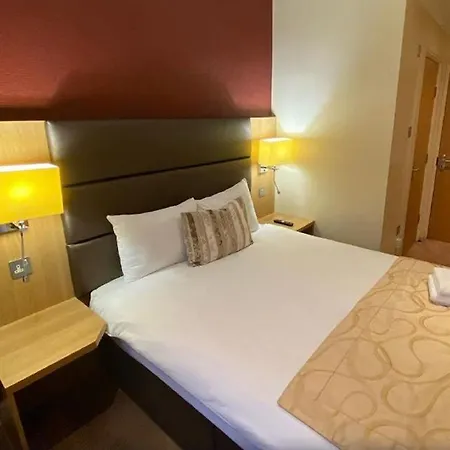 Lancaster Court Szálloda 3*