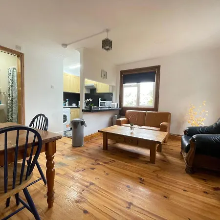 Cosy With Smart Tv In Stratford London
