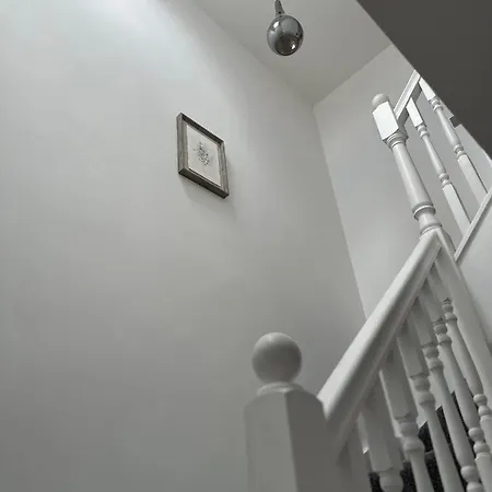 Cornwall - The Duke And Duchess Apartment London