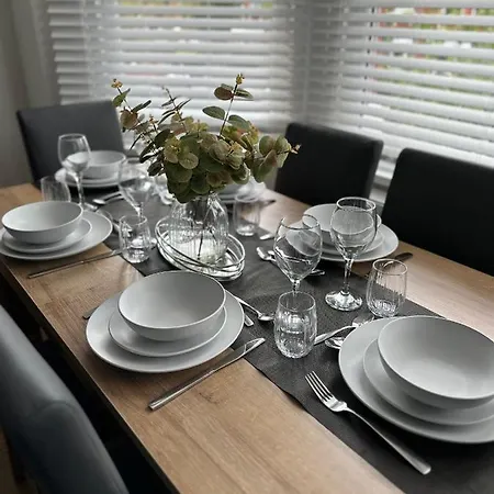 Cornwall - The Duke And Duchess Apartment London