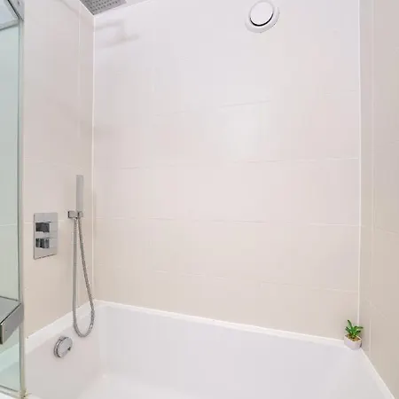 Guest house Pristine In Central London