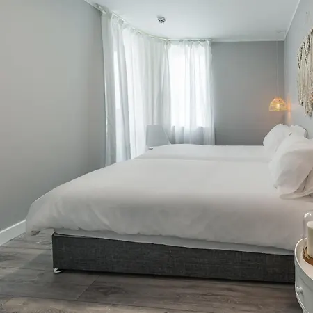 Lovely 3 Beds Penthouse London