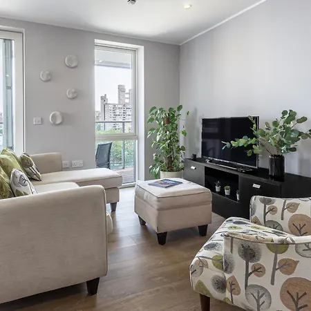 Apartment Lovely 3 Beds Penthouse *