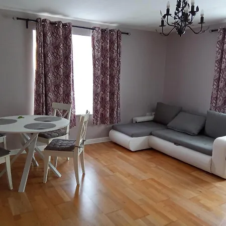 Apartment Away From Dagenham
