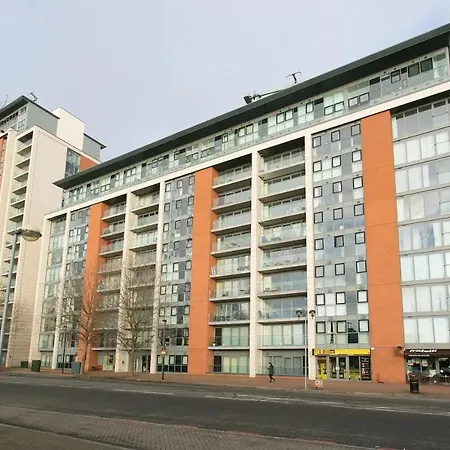 Apartment 1 Bedroom With Dock Views In E16