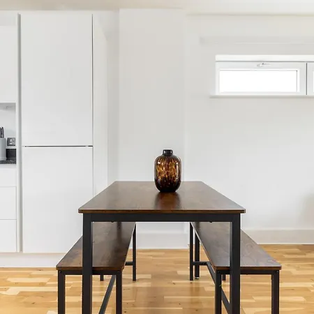 Apartment The Bridge London