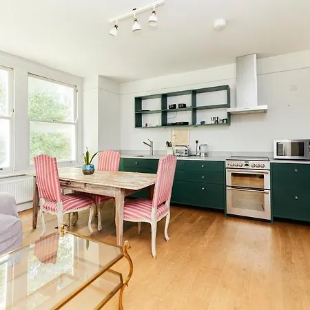 The Hampstead Heath Escape - Trendy 1bdr Flat With Balcony London
