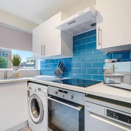Bourne Court Attractive 1 Bedroom By Mdps *