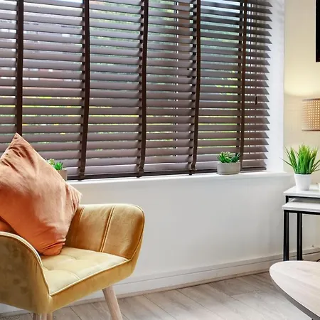 Bourne Court Attractive 1 Bedroom By Mdps *