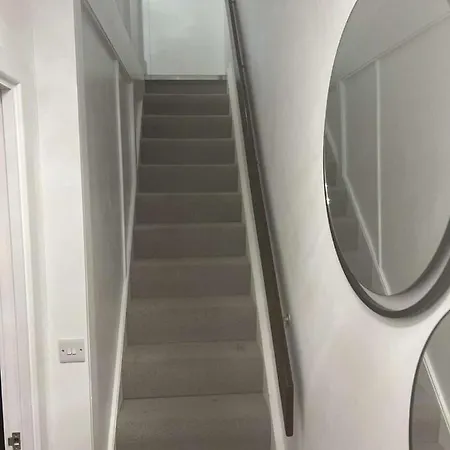 Experience Torridon House Maida Vale Apartment