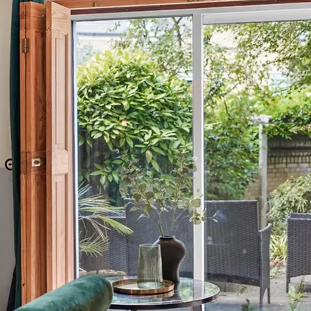 別荘 Stunning Central 2 Bed Parking & Garden