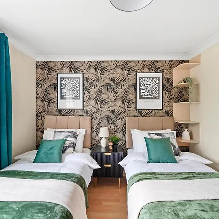 別荘 Stunning Central 2 Bed Parking & Garden
