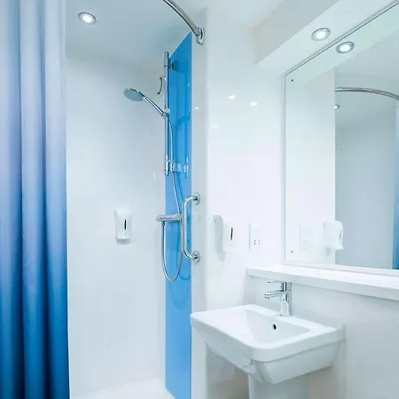 Travelodge Hackney ホテル 3*
