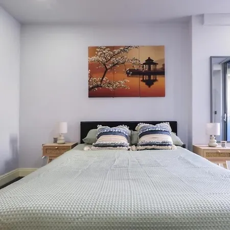 Modern Stunning Flat In Hackney Apartment