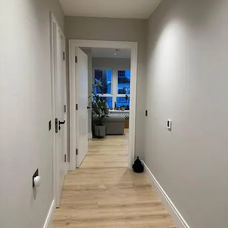 Apartment Modern, Bright And Spacious 1br Finchley