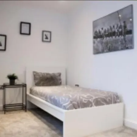 Apartment Rosebank London