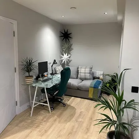 Apartment Modern, Bright And Spacious 1br Finchley