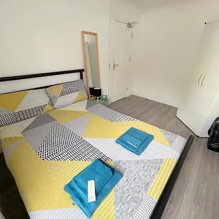 New Florence Guest house Mitcham