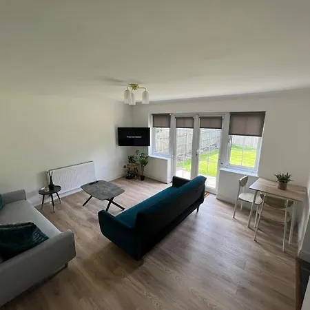 Flat 1 Hobart Apartment