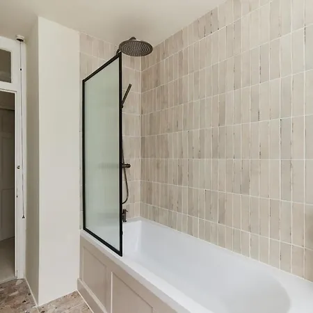 Apartment The Kilburn Crib - Stunning 3bdr Flat *