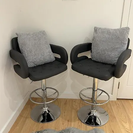 Spacious Living 2 Bedroom Flat In London Cb89 Apartment *