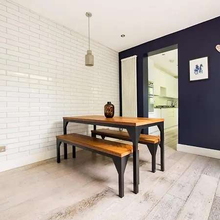 The East Dulwich House Apartment London