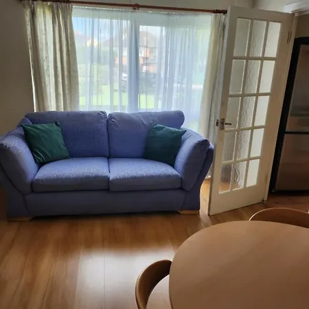 A Cosy 1 Bedroom *