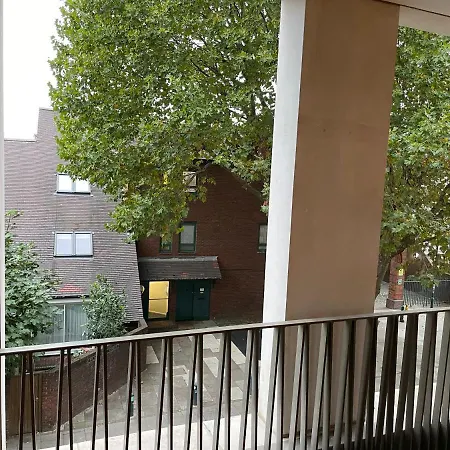 High Standing Flat Spitalfields/liverpool St Apartment London