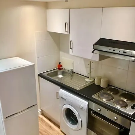 One Bedroom Flat In London