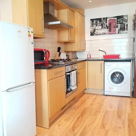 Cosy Flat In Great Locationin Apartment