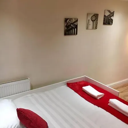 One Bedroom Flat In *
