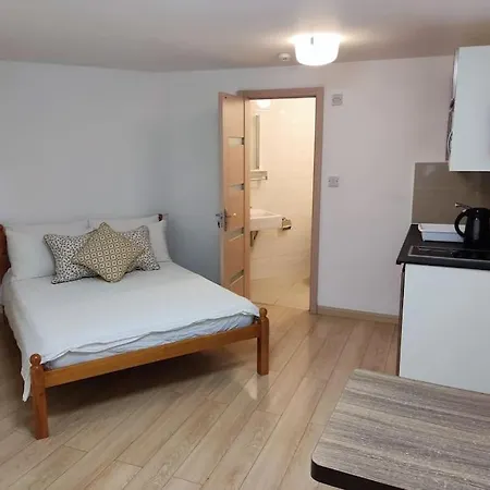 Cosy In Fulham Apartment *