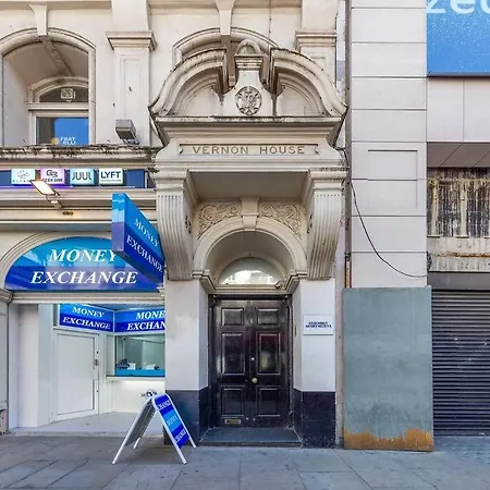 Stylish Piccadilly 1 Bedroom Flat In Vr2 * 伦敦