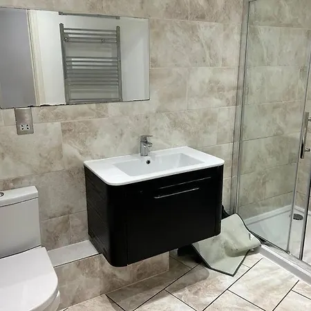 One Bed Near The River Thames. * London
