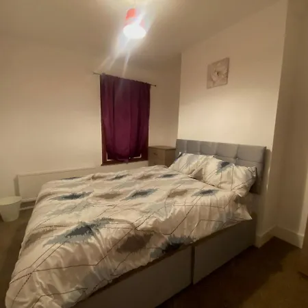 House In Walthamstow Homestay *
