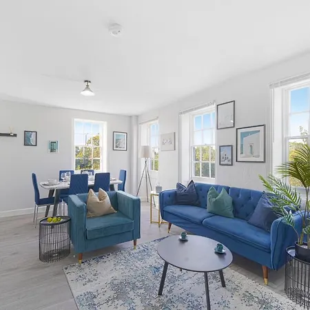 Livestay - Chiswick With Free Parking