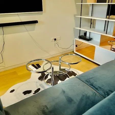 Studio By Eye *