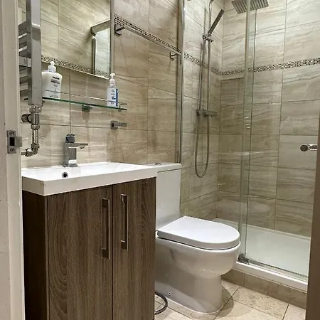 Queens Court Apartment London