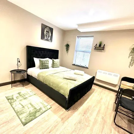 West Drayton Stays - Warwick Bed & Breakfast *
