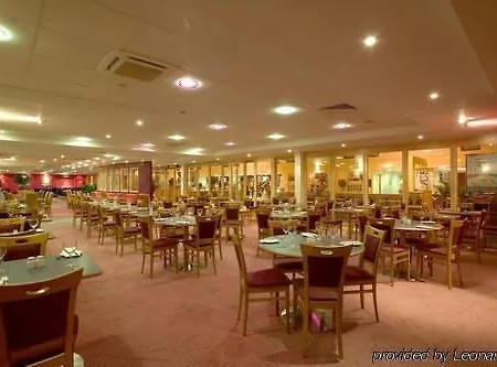 Premier London Heathrow Airport T2 & T3 - Bath Road 3*