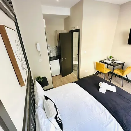 1 Like A Aparthotel *