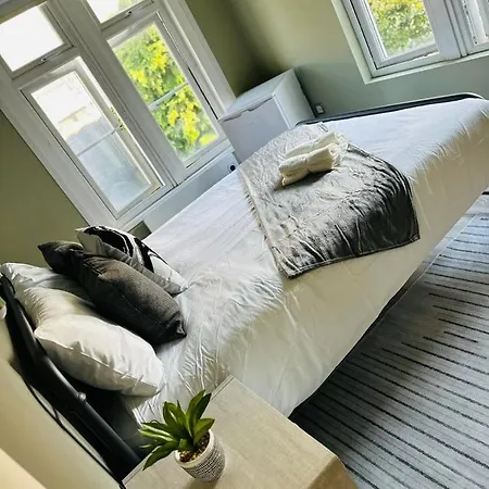 Boutique Ensuite Like