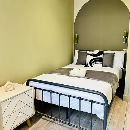 Boutique Ensuite Like