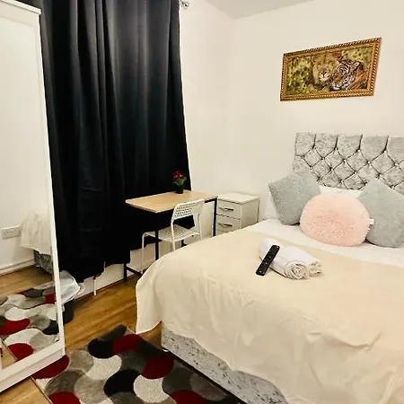 City Excel Bed & Breakfast 3*