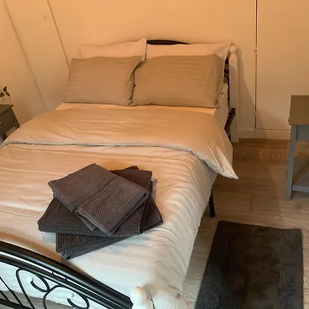 Alpha House Bed and breakfast *