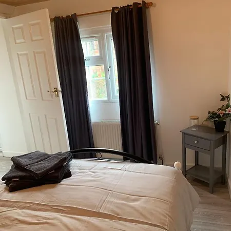 Alpha House Bed and breakfast Londres