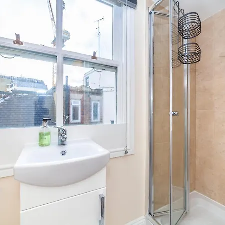 Hub Townhouse *